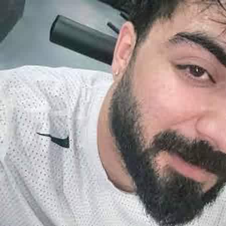 دانلود آهنگ یه روز غمای عالم خراب میشن رو سرت از رامین تجنگی دانلود آهنگ یه روز غمای عالم خراب میشن رو سرت از رامین تجنگی