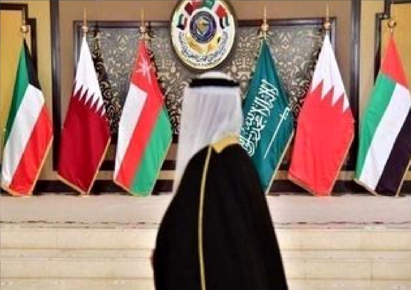 هشدار صریح ایران به اعراب خلیج فارس/ برای رسیدن به جزایر سه گانه باید از میان دریایی از خون عبور کنید! هشدار صریح ایران به اعراب خلیج فارس/ برای رسیدن به جزایر سه گانه باید از میان دریایی از خون عبور کنید!