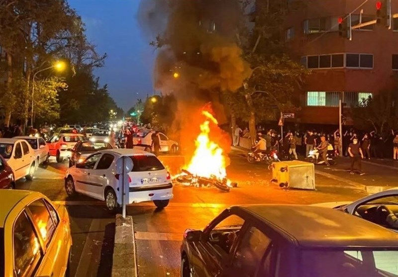 درخواست بازاریان کوهدشت از مسئولان برای برخورد قاطع با اغتشاشگران درخواست بازاریان کوهدشت از مسئولان برای برخورد قاطع با اغتشاشگران