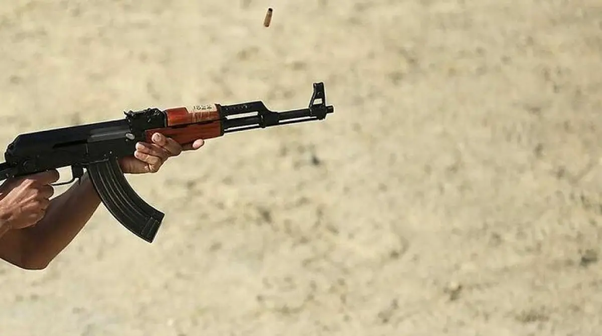 لحظه وحشتناک ترور فرمانده پاسگاه پلیس | بیماران قلبی نبینند لحظه وحشتناک ترور فرمانده پاسگاه پلیس | بیماران قلبی نبینند