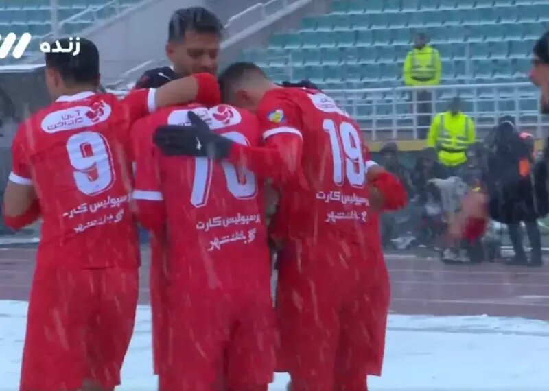 مهاجم سوخته به نیمکت پرسپولیس بر می گردد؟ مهاجم سوخته به نیمکت پرسپولیس بر می گردد؟
