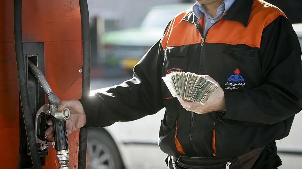 همه سناریوهای جدید بنزینی دولت از اول خردادماه همه سناریوهای جدید بنزینی دولت از اول خردادماه