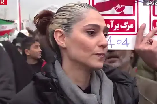 زینب خانم چهره یک راهپیمایی ۲۲ بهمن امسال بود زینب خانم چهره یک راهپیمایی ۲۲ بهمن امسال بود