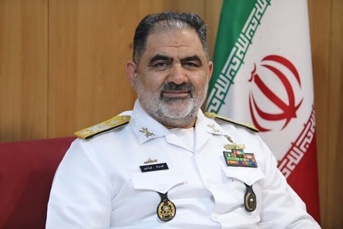 خط و نشان فرمانده ارتش برای آمریکا / حضور ناوگان فرامنطقهای منطقه غیرموجه است خط و نشان فرمانده ارتش برای آمریکا / حضور ناوگان فرامنطقهای منطقه غیرموجه است