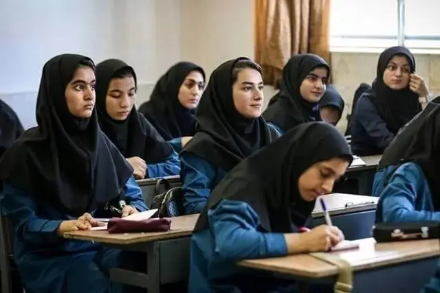 برنامه جدید امتحانات نهایی اعلام شد برنامه جدید امتحانات نهایی اعلام شد