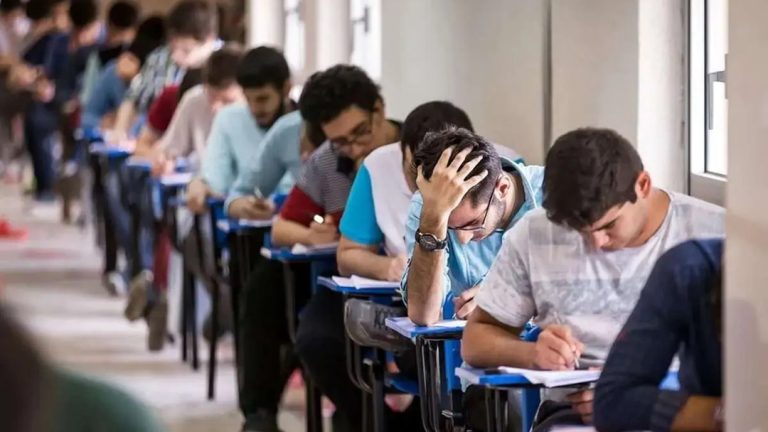 داوطلبان کنکور ۱۴۰۵ غافلگیر شدند؛ تاریخ آزمون در لحظه آخر اعلام میشود داوطلبان کنکور ۱۴۰۵ غافلگیر شدند؛ تاریخ آزمون در لحظه آخر اعلام میشود