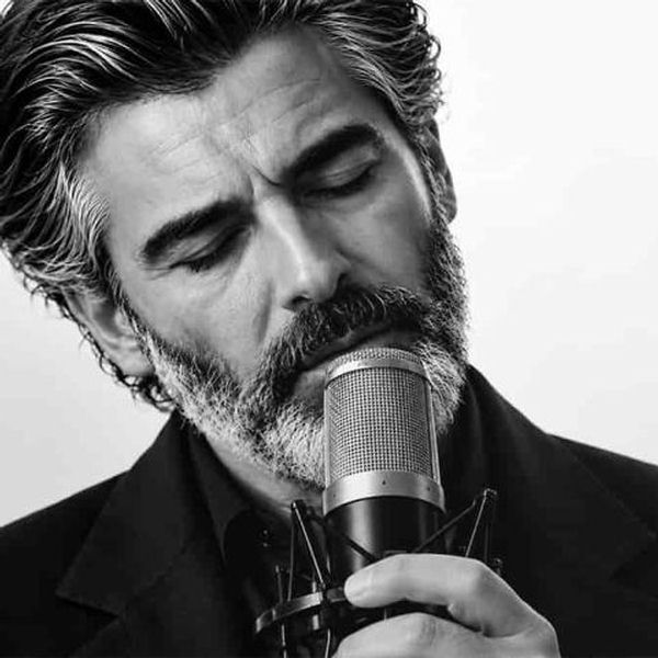 دانلود آهنگ پیش تو هرچی غمه باید گورشو گم کنه فرهاد هوش مصنوعی دانلود آهنگ پیش تو هرچی غمه باید گورشو گم کنه فرهاد هوش مصنوعی
